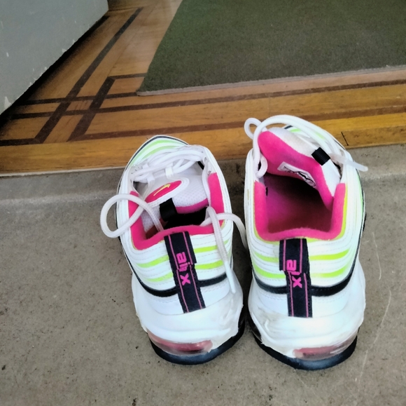 Air Max Jordan's - Picture 3 of 10